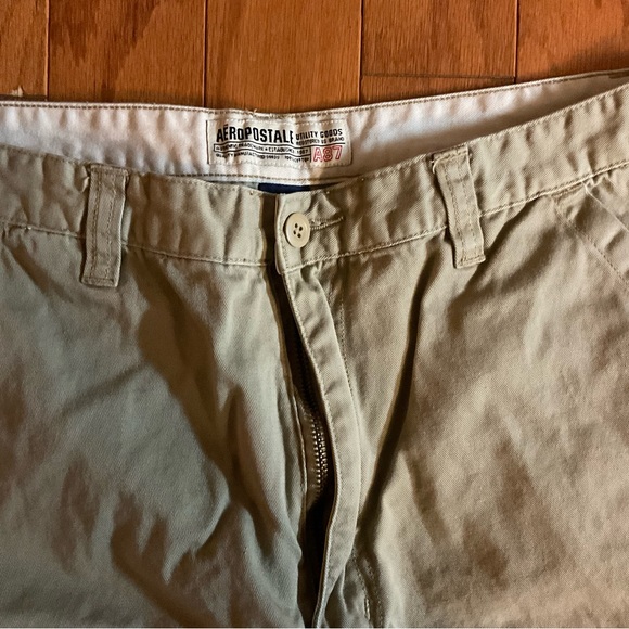 Men’s Aeropostale A87 100% Cotton Zipper 🪰 Tan Cargo Pants! - Picture 5 of 9